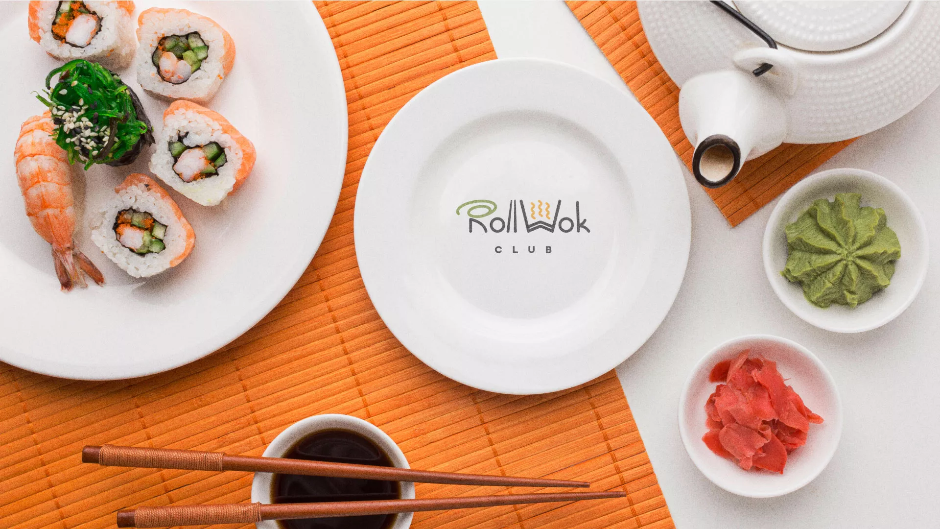 Разработка логотипа и фирменного стиля суши-бара «Roll Wok Club» в Рыльске